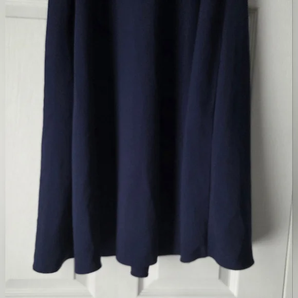 Lilly Pulitzer Navy Blue Embellished Neckline A-Line Trapeze Dress XS. Like new. - Picture 6 of 12